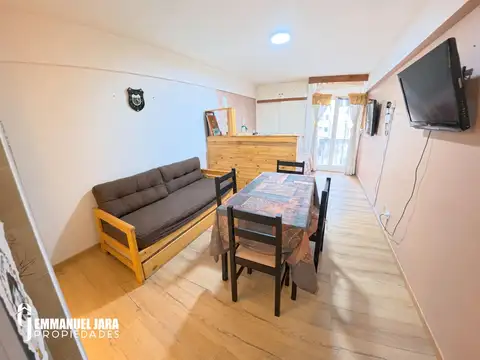 Venta departamento 1 ambientes contrafrente con balcón