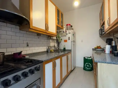 Depto Tipo Casa en Venta 50 años