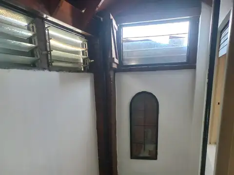 Depto Tipo Casa en Alquiler 40 años