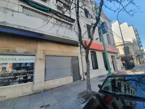 Excelente Local - venta con renta