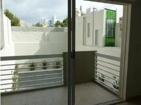 Costa Rica 6000