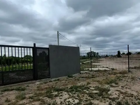 Lote en Barrio Cerrado de Maipú, Distrito Gomez