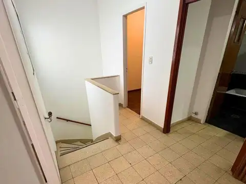 Calle 10 600, Piso 1