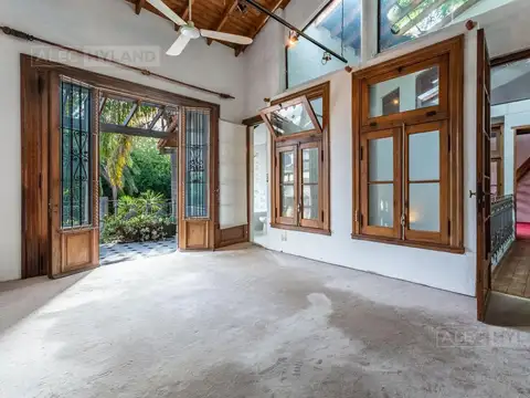 Casa 3 ambientes con 2 baños