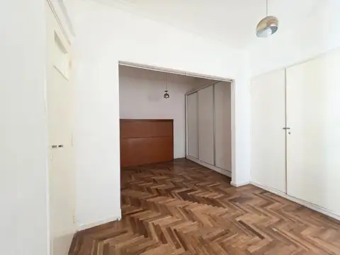 Departamento en Alquiler en Paseo Aldrey, $ 450.000