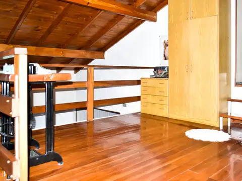 Depto Tipo Casa en Venta con 4 cocheras