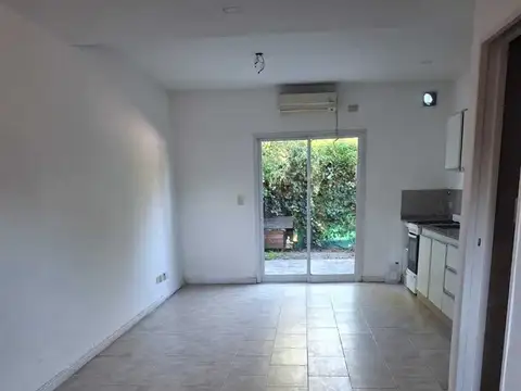 Departamento en Alquiler con 1 cocheras