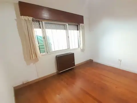 Depto Tipo Casa en Venta 40 años