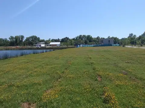 Lote en venta en Barrio Nativas en Puertos del Lago, Escobar
