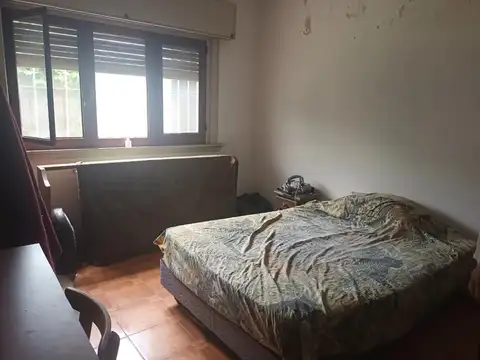 Doctor Mariano Moreno 2700