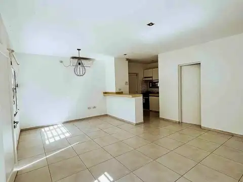 Calle 21 entre 462 y 464 900