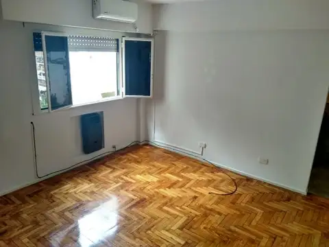 Julián Álvarez 600, Piso 7