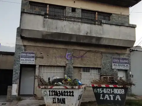 PH de 2 ambientes a refaccionar planta baja al frente