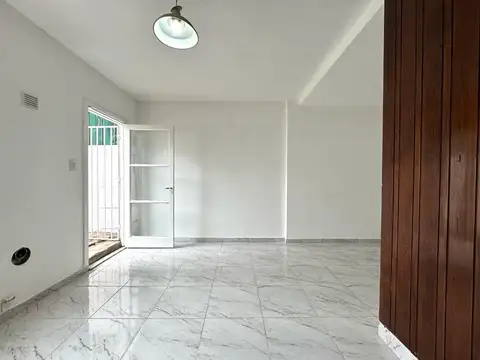 Casa en Venta en Rafael Calzada, USD 70.000