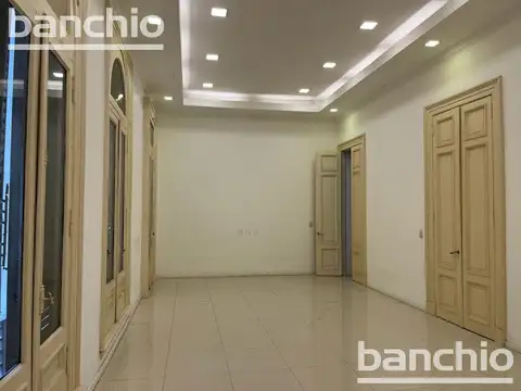 Venta apto Institucion comercial  - Centro.