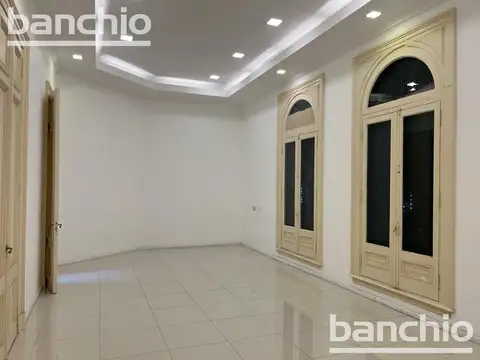 Local en Venta 80 años