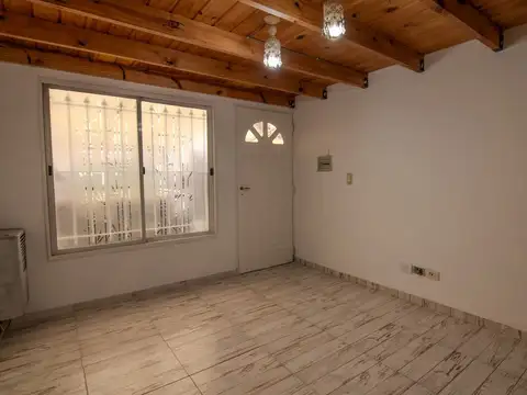 Casa en Venta en Villa Adelina, USD 95.000