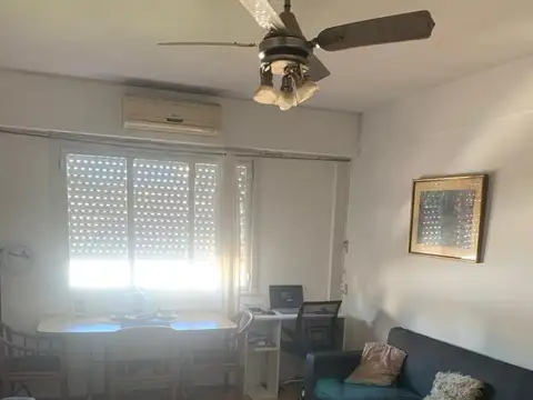 Departamento en venta - 2 Dormitorios 1 Baño - 63Mts2 - Flores