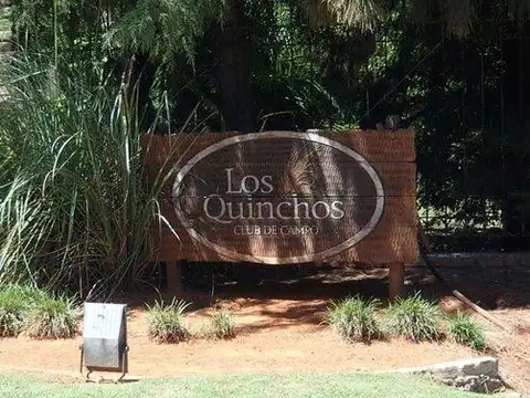 Club de Campo Los Quinchos, Pilar 0