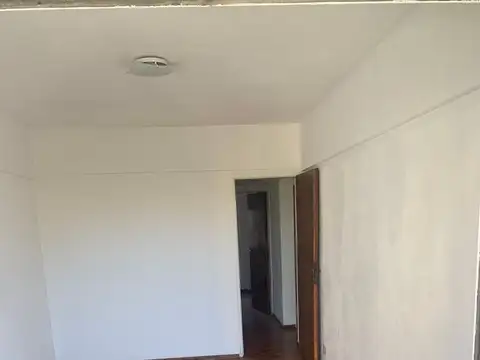 Venta Departamento 2 Ambientes AL FTE BALVANERA