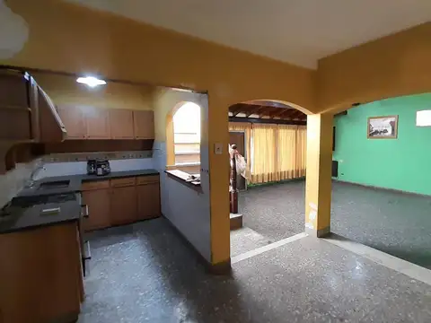 Casa en Isidro Casanova