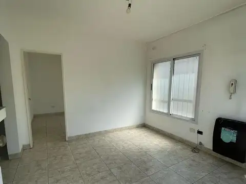 Departamento en Alquiler en Centro De Lujan, $ 500.000