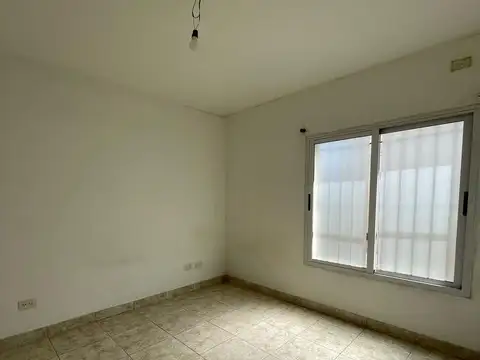 departamento en alquiler en lujan colon 642