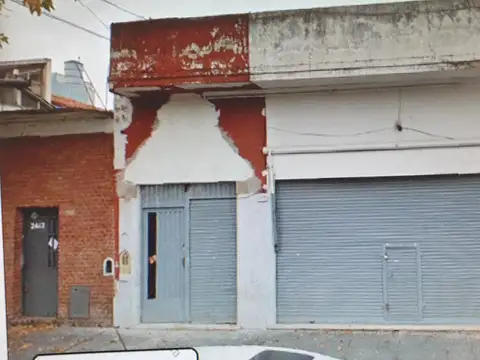 Excelente lote propio sobre avda Segurola 