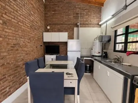 Casa 5 ambientes con 1 baño