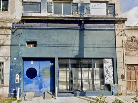 5 dorm   3 baños a mts de la Avda y a 400 mts del FCGR y del Super COTO - OPORTUNIDAD 