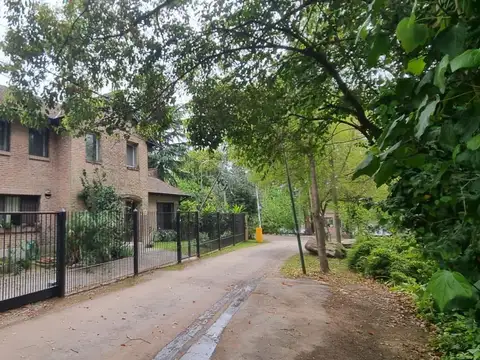 Casa en Venta en La Horqueta, USD 720.000
