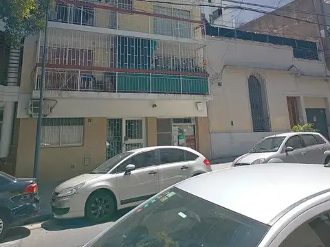 Senillosa al 900 Caballito Departamento 2 Ambientes Balcon - Lavadero 52m2 VENTA