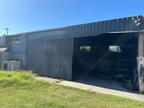 Terreno en venta con galpón y posibilidad de desarrollar 9 unidades – Zona Norte Córdoba