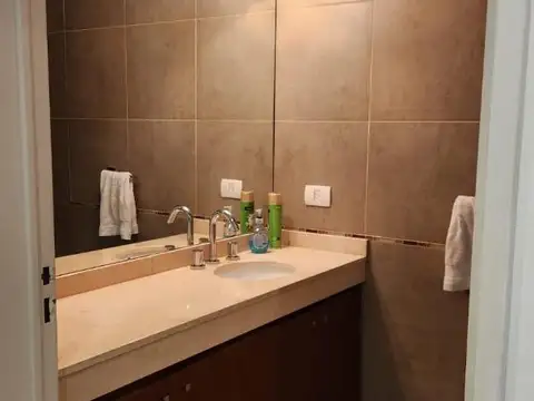 OFICINA- LOCAL  COMERCIAL EN ALQUILER EN BELGRANO - PISO