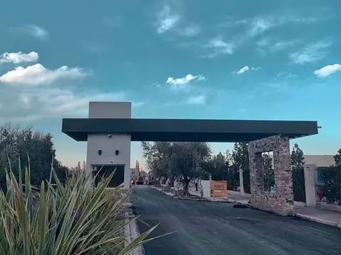 LOTE CENTRAL B° LAS TACAS 