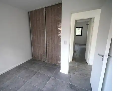 Venta casa 4 ambientes a estrenar Barrio cerrado Udaondo