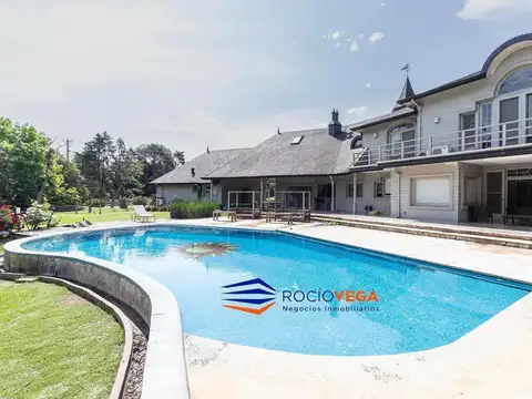 Casa en  venta en San Diego Country Club, Francisco Alvarez, Moreno