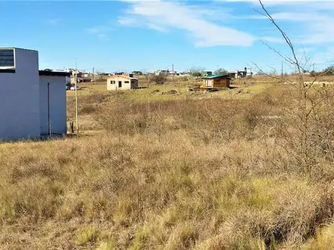 SE VENDE TERRENO 447m EN V. YACANTO, EL DIVISADERO