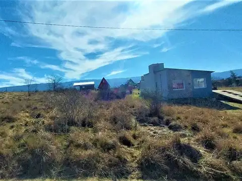 SE VENDE TERRENO 447m EN V. YACANTO, EL DIVISADERO