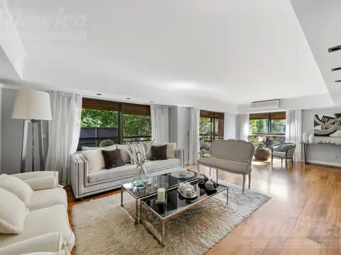 Departamento en Venta de 3 Dormitorios con 2 cocheras fijas y dependencia en Palermo - Las Cañitas.