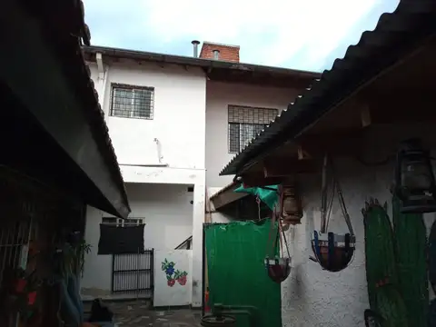 Local en Venta en Lambertucci, USD 200.000