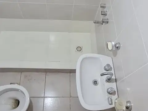 Depto Tipo Casa en Alquiler de Monoambiente
