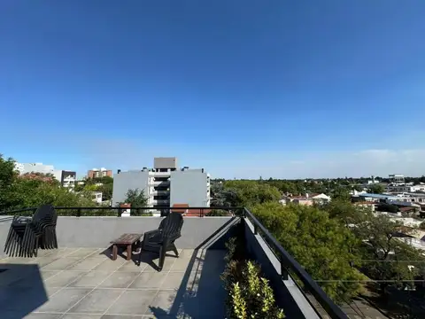 DEPARTAMENTO 3 AMB CON COCHERA Y TERRAZA PROPIA  