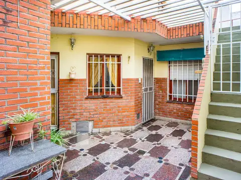 VENTA - Casa de 3 dormitorios - Rosario , Saladillo.