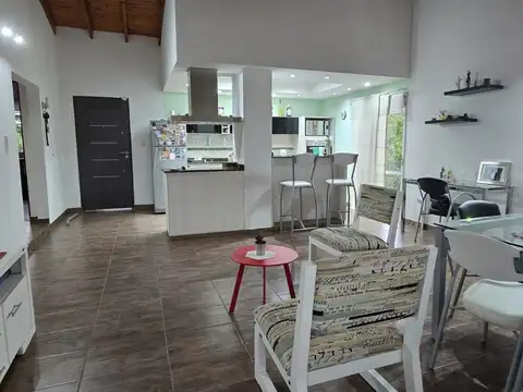 Casa Monoambiente con 2 baños
