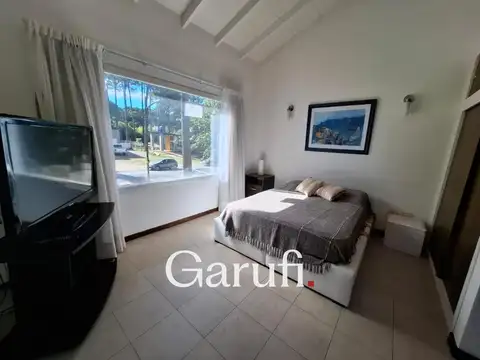 Departamento 4 ambientes con 3 baños