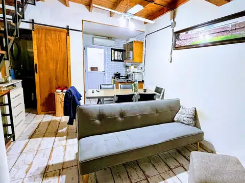 Depto Tipo Casa en Venta de 3 ambientes