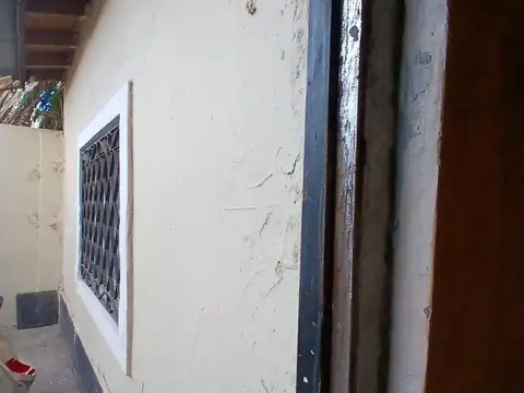 Casa en Alquiler con 1 cochera