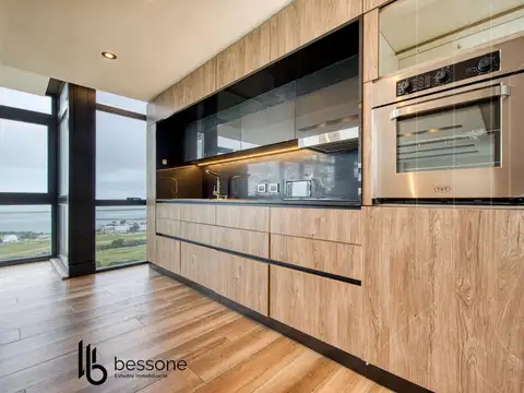 Departamento en Venta en Playa Grande, USD 600.000