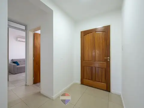Casa 8 ambientes con 3 baños
